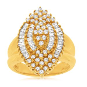 DIAMOND RING