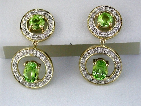PERIDOT & DIAMOND EARRING