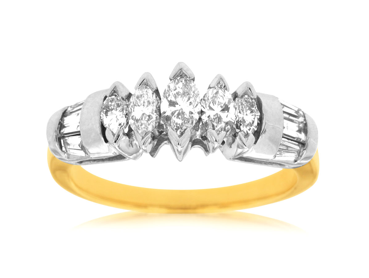 DIAMOND WEDDING RING