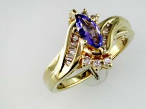 TANZANITE & DIAMOND RING