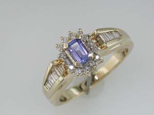 TANZANITE & DIAMOND RING