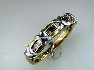 DIAMOND WEDDING BAND