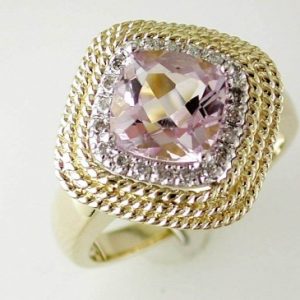 AMETHYST & DIAMOND RING