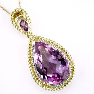 AMETHYST & DIAMOND PENDANT