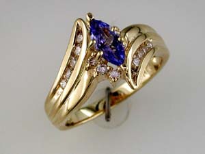 TANZANITE & DIAMOND RING