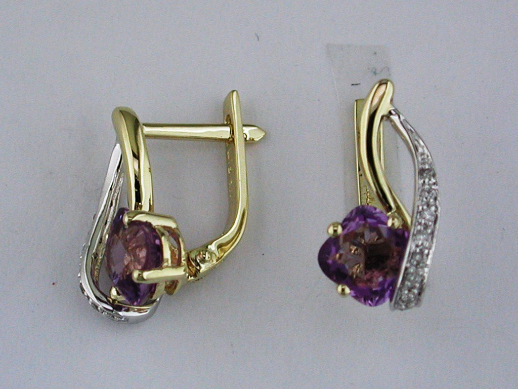 AMETHYST & DIAMOND EARRING