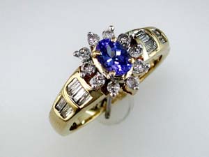 TANZANITE & DIAMOND RING