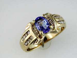 TANZANITE & DIAMOND RING