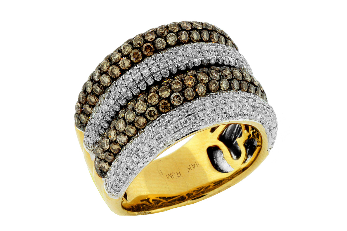 FANCY DIAMOND RING