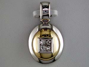 DIAMOND PENDANT