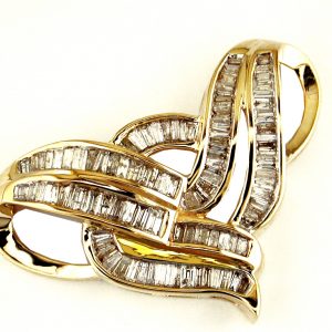 DIAMOND PENDANT