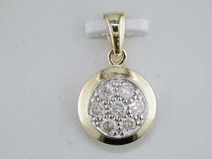 DIAMOND PENDANT