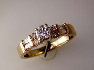 DIAMOND ENGAGEMENT RING