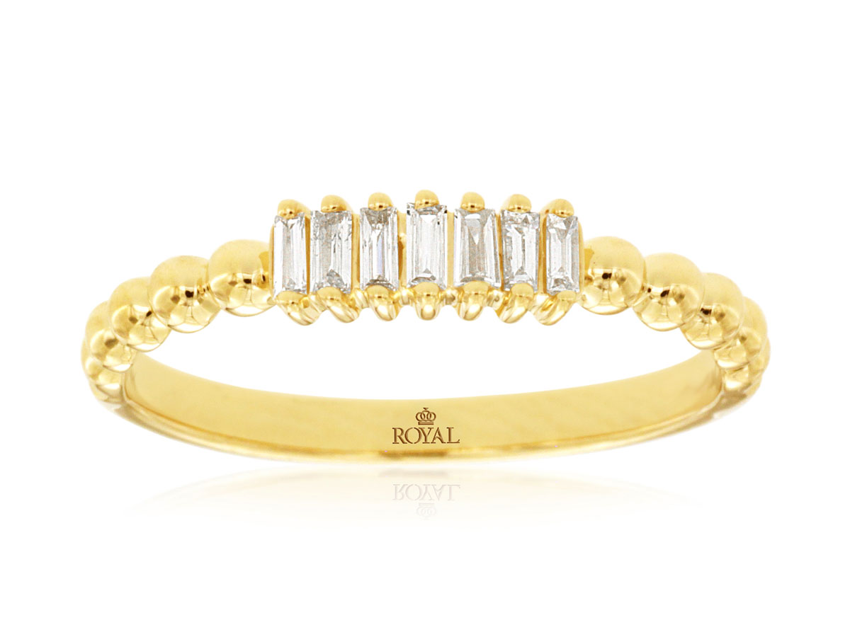 DIAMOND WEDDING BAND