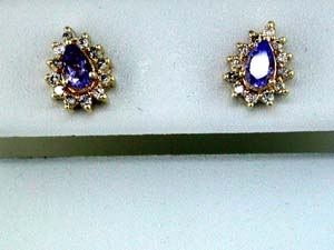 TANZANITE & DIAMOND EARRING