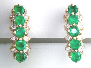 EMERALD & DIAMOND EARRING
