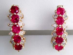 RUBY & DIAMOND EARRING