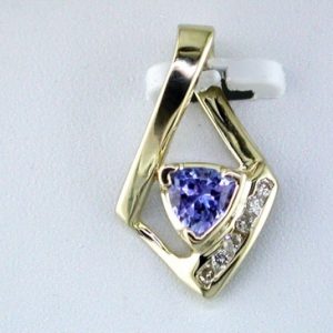 TANZANITE & DIAMOND PENDANT
