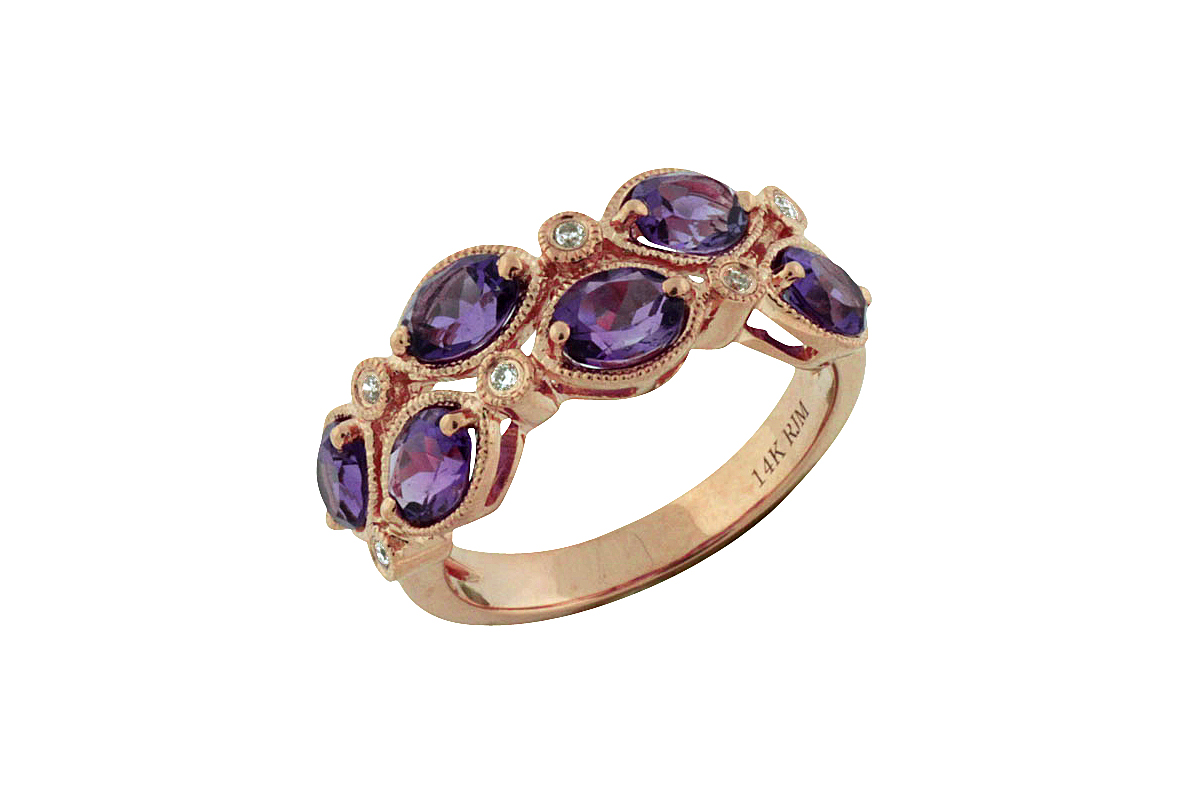 AMETHYST & DIAMOND RING