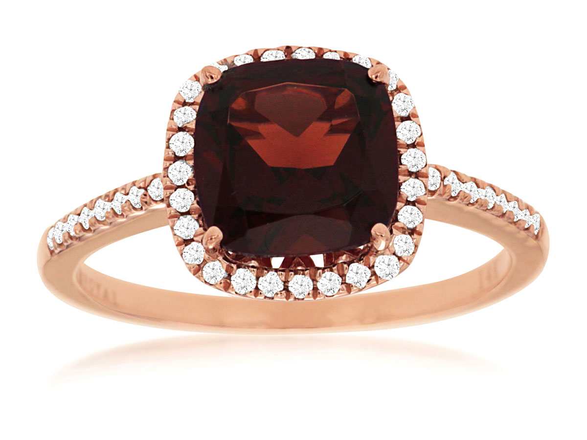 GARNET & DIAMOND RING