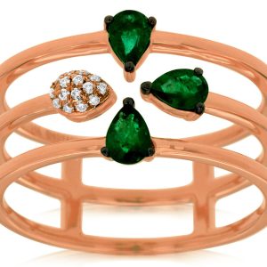 EMERALD & DIAMOND RING