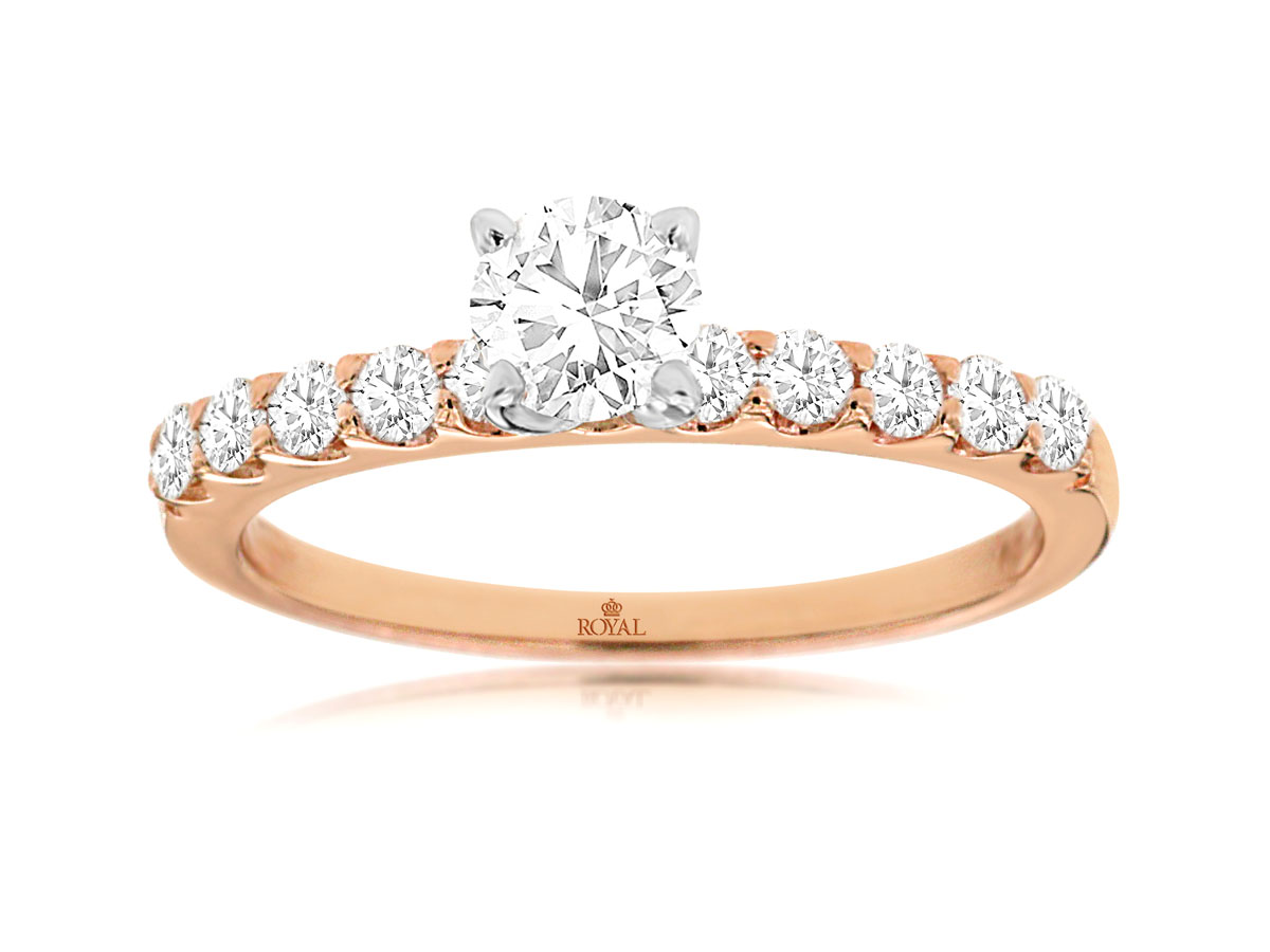 DIAMOND ENGAGEMENT RING