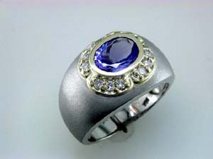 TANZANITE & DIAMOND RING