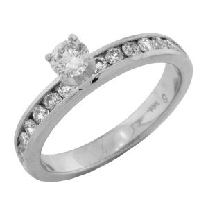 DIAMOND ENGAGEMENT RING