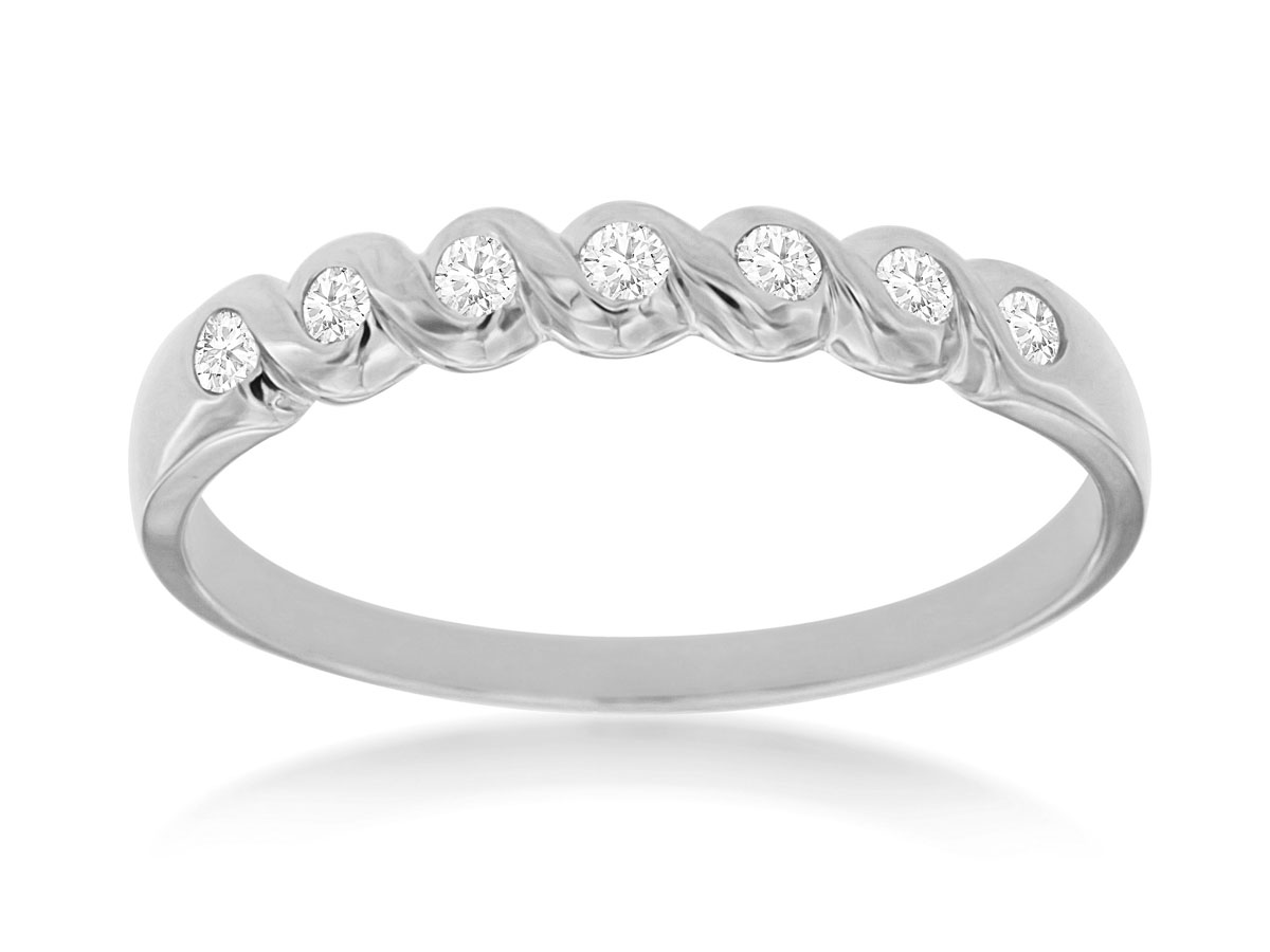 DIAMOND WEDDING BAND