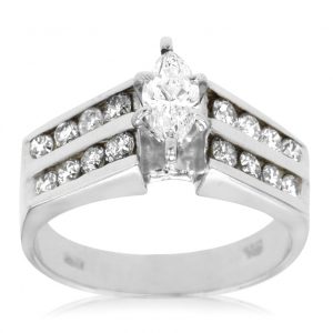DIAMOND ENGAGEMENT RING