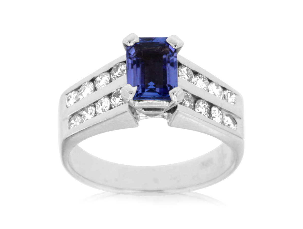 TANZANITE & DIAMOND RING