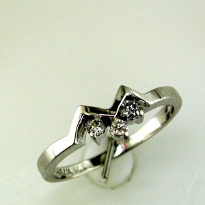 DIAMOND WEDDING RING