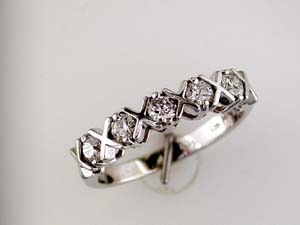 DIAMOND WEDDING RING