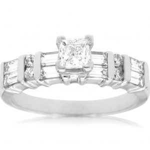 DIAMOND ENGAGEMENT RING
