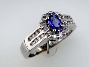 TANZANITE & DIAMOND RING