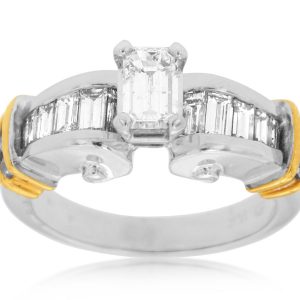 DIAMOND ENGAGEMENT RING