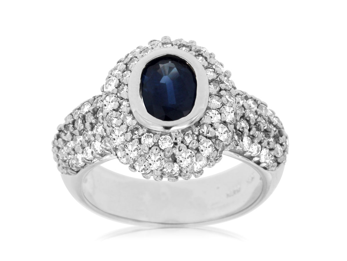 SAPPHIRE & DIAMOND RING