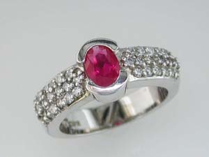 RUBY & DIAMOND RING