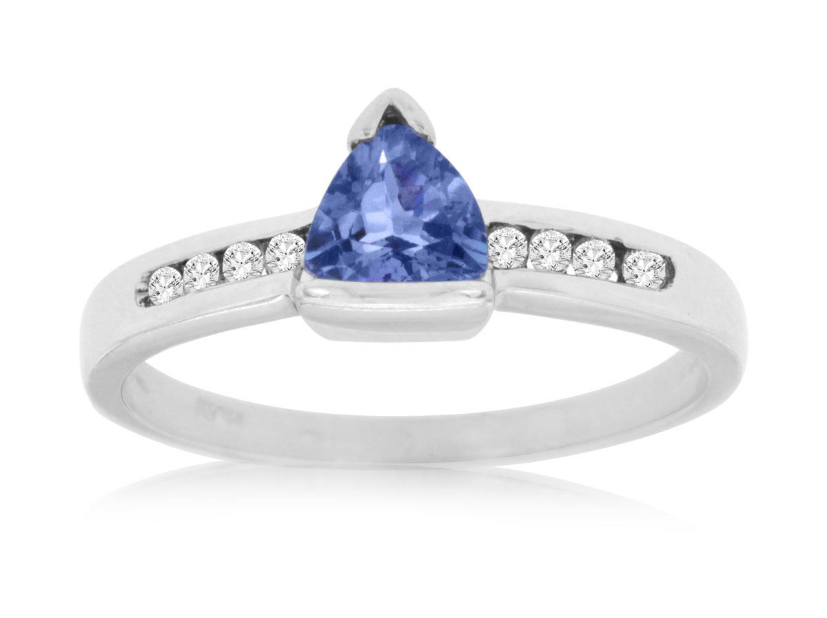 TANZANITE & DIAMOND RING