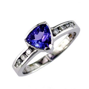 TANZANITE & DIAMOND RING