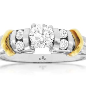 DIAMOND ENGAGEMENT RING
