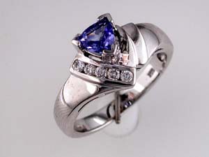 TANZANITE & DIAMOND RING