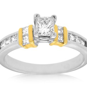DIAMOND ENGAGEMENT RING