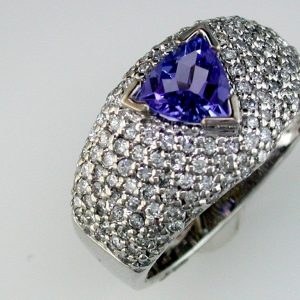 TANZANITE & DIAMOND RING