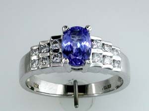 TANZANITE & DIAMOND RING