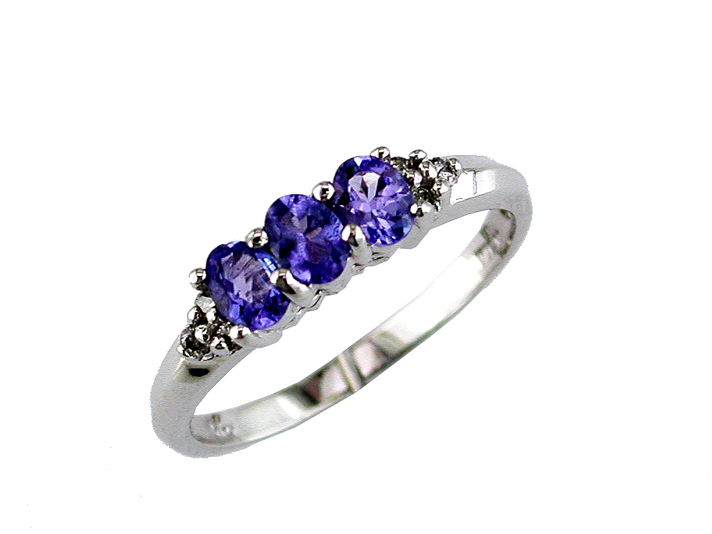 TANZANITE & DIAMOND RING