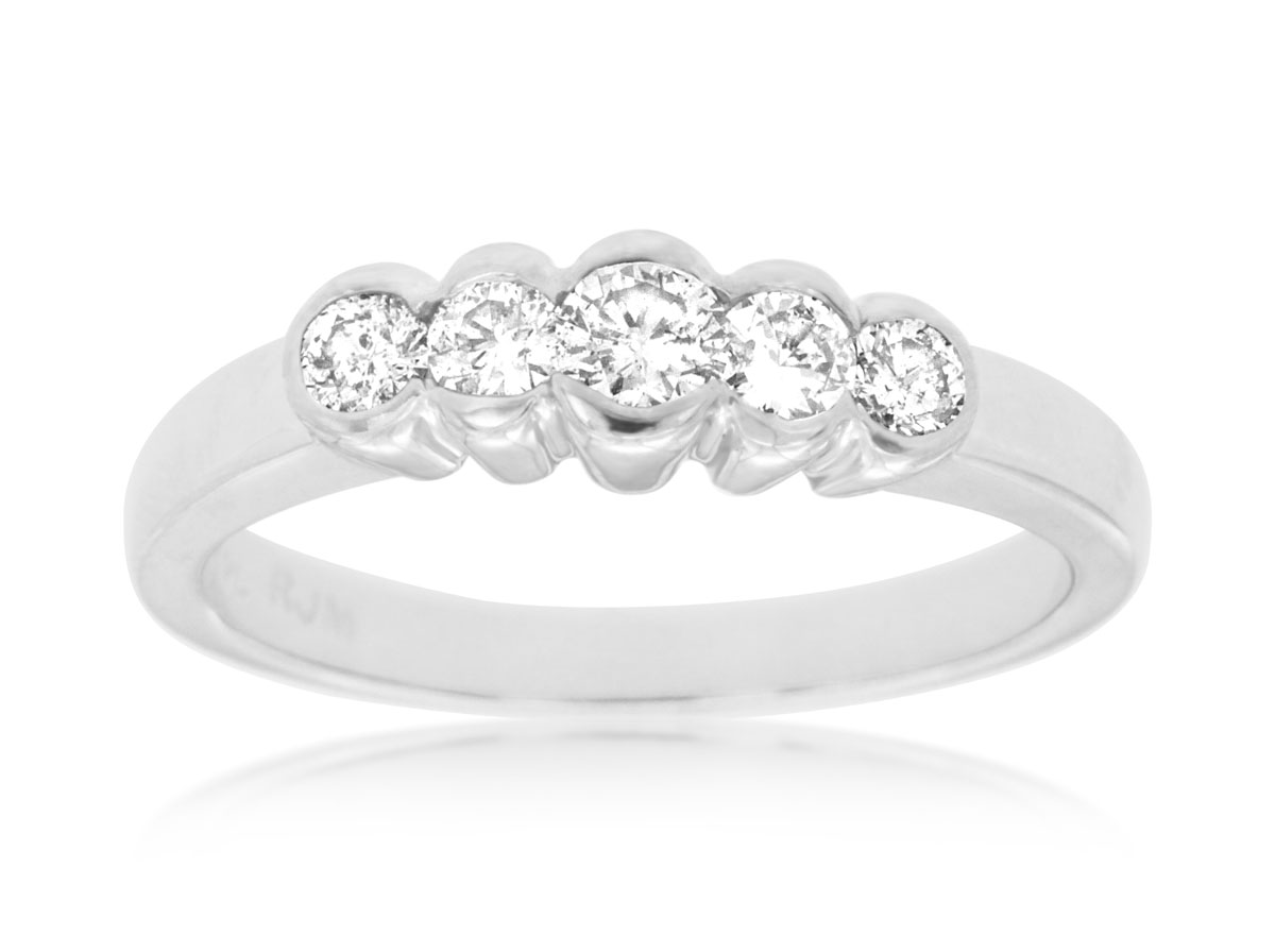 DIAMOND WEDDING RING