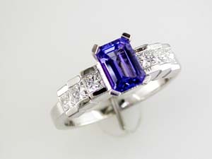 TANZANITE & DIAMOND RING