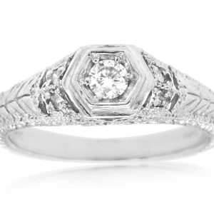 DIAMOND RING