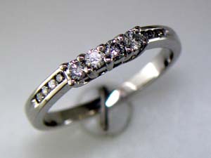 DIAMOND WEDDING RING